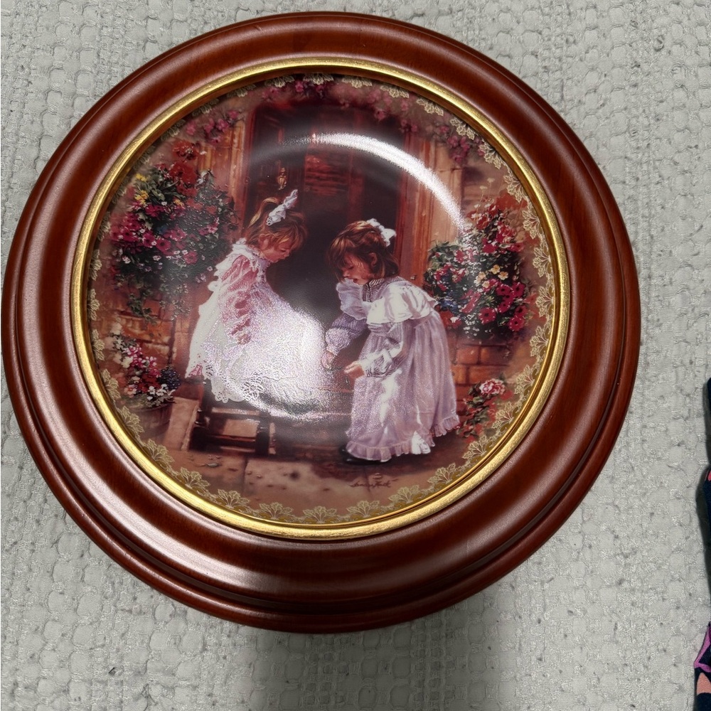 3/$10 The Bradford Exchange “Sister’s Touch” by Sandra Kuck